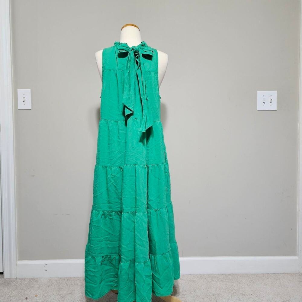 Periwinkle Collection Kelly Green Tiered Halter Maxi Dress Ruffle Neck Bow Back - Picture 2 of 6